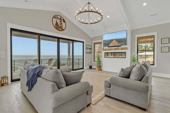 Smart TV, fireplace, table tennis, books