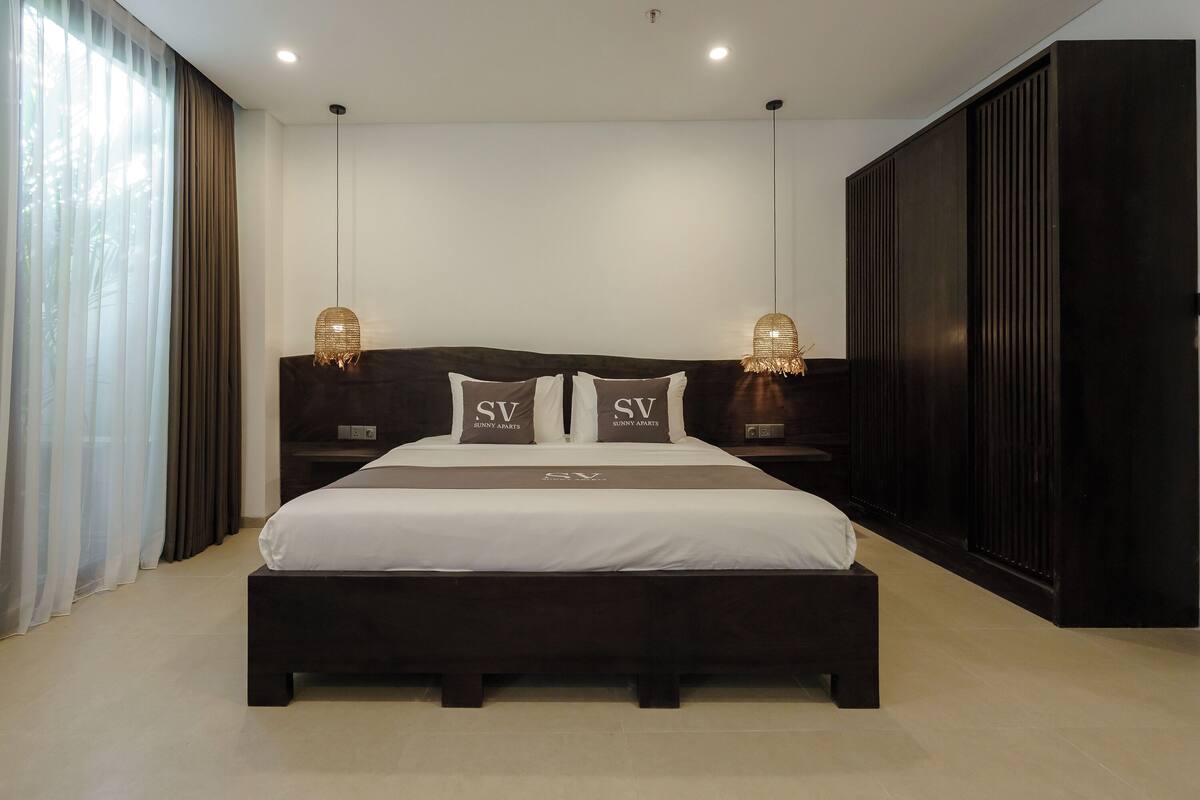 1 chambre, literie de qualité supérieure, couette en duvet d'oie