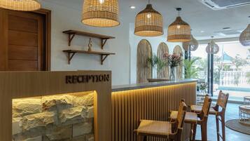 Sauna, hot tub, massages