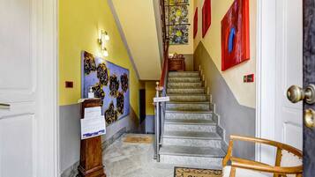 Classic House, 2 Bedrooms | Interior