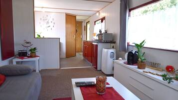 Classic Apartment, 2 Bedrooms | Living room