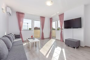 Romantisk villa, 3 soverom | Oppholdsrom