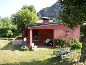 Exterior - Idyllic Cottage Next to the Beautiful Lake Idro (Idro)
