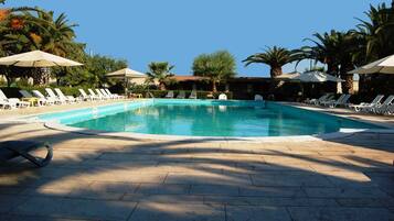 Comfort House, 1 Bedroom | Pool | Outdoor pool