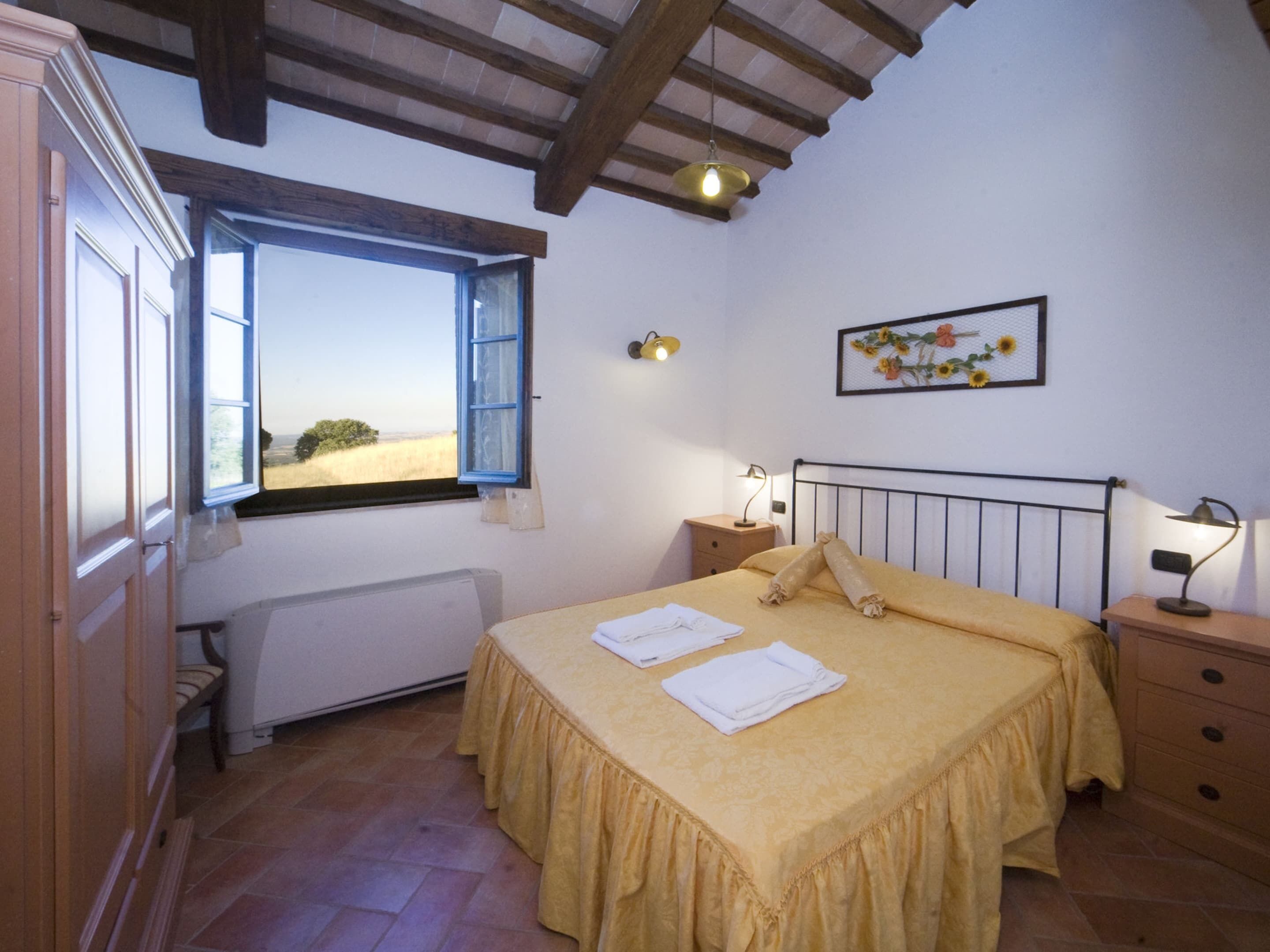 Classic House, 3 Bedrooms | 4 bedrooms, individually furnished, bed sheets