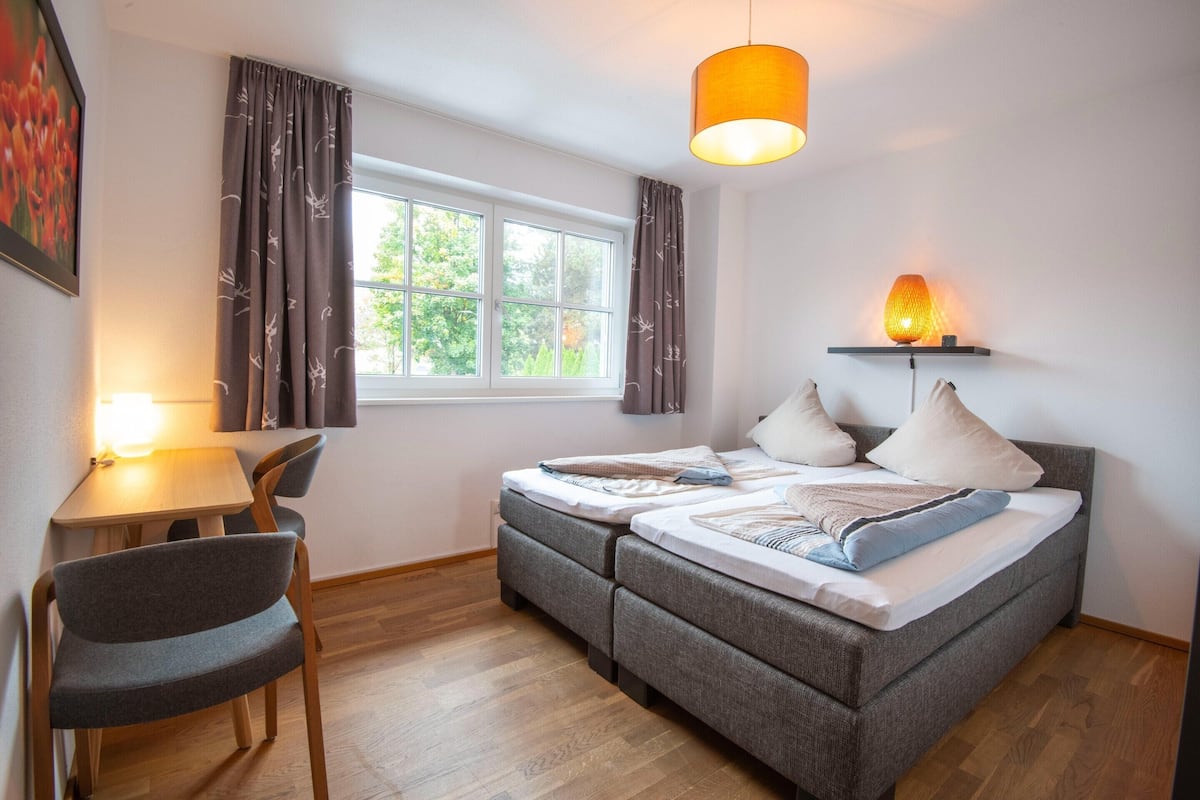 Classic-Apartment, 3 Schlafzimmer | 3 Schlafzimmer, Bettwäsche
