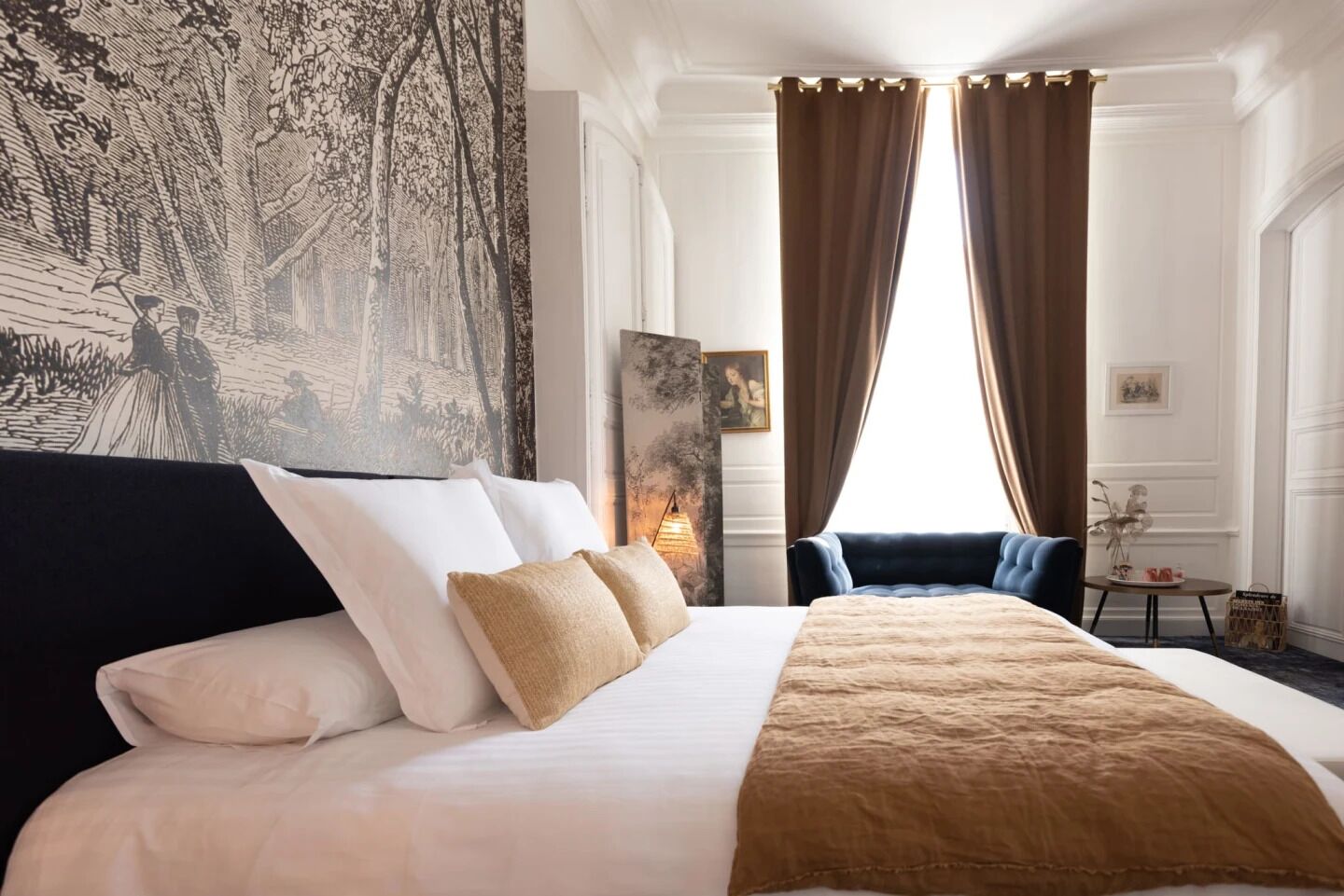 Phòng đôi Deluxe, quang cảnh vườn | Bộ đồ giường cao cấp, nệm cao su hoạt tính (memory foam), bàn 