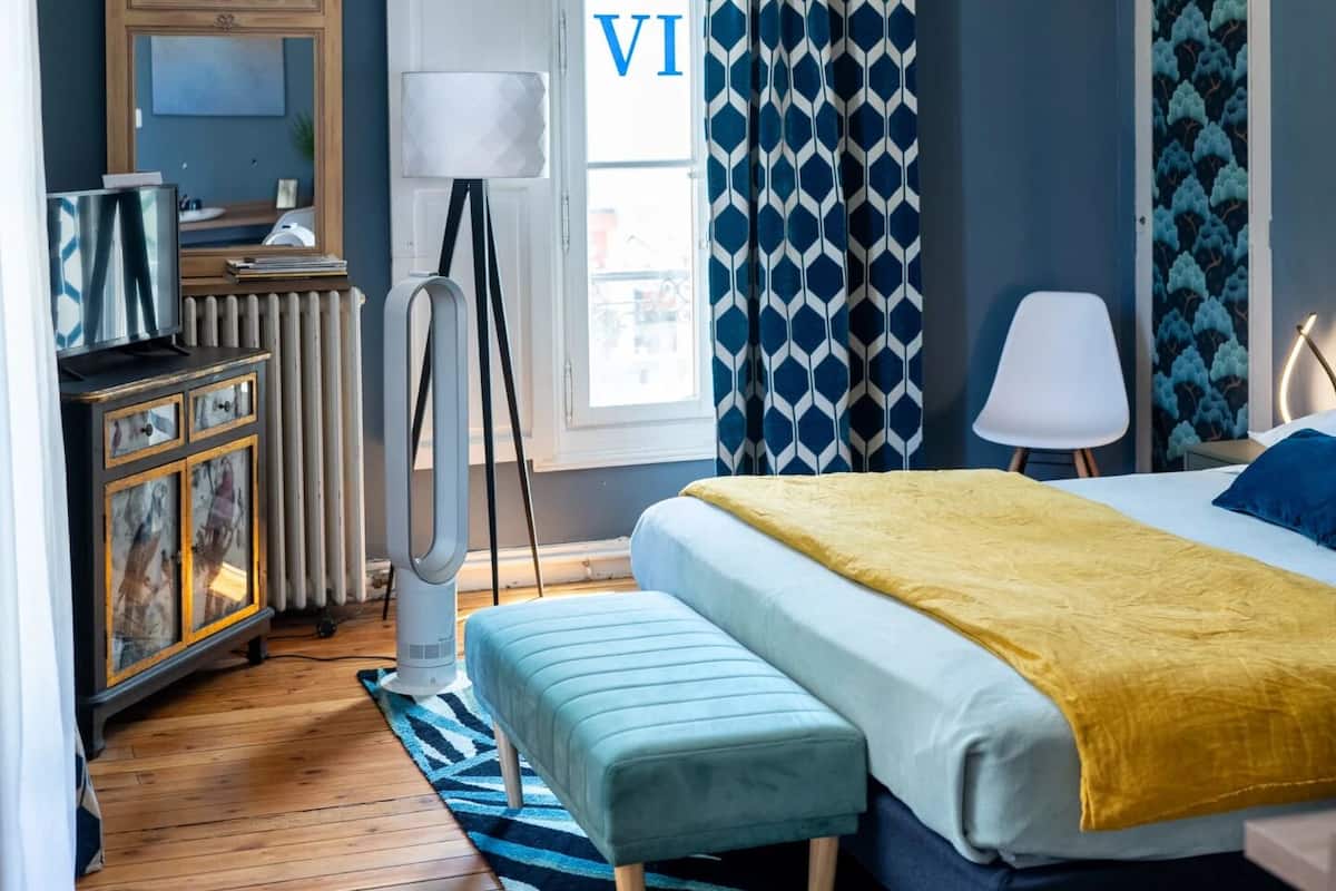 Deluxe Double Room, City View | Premium bedding, memory-foam beds, desk, laptop workspace