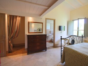 4 slaapkamers, individueel gemeubileerd, beddengoed