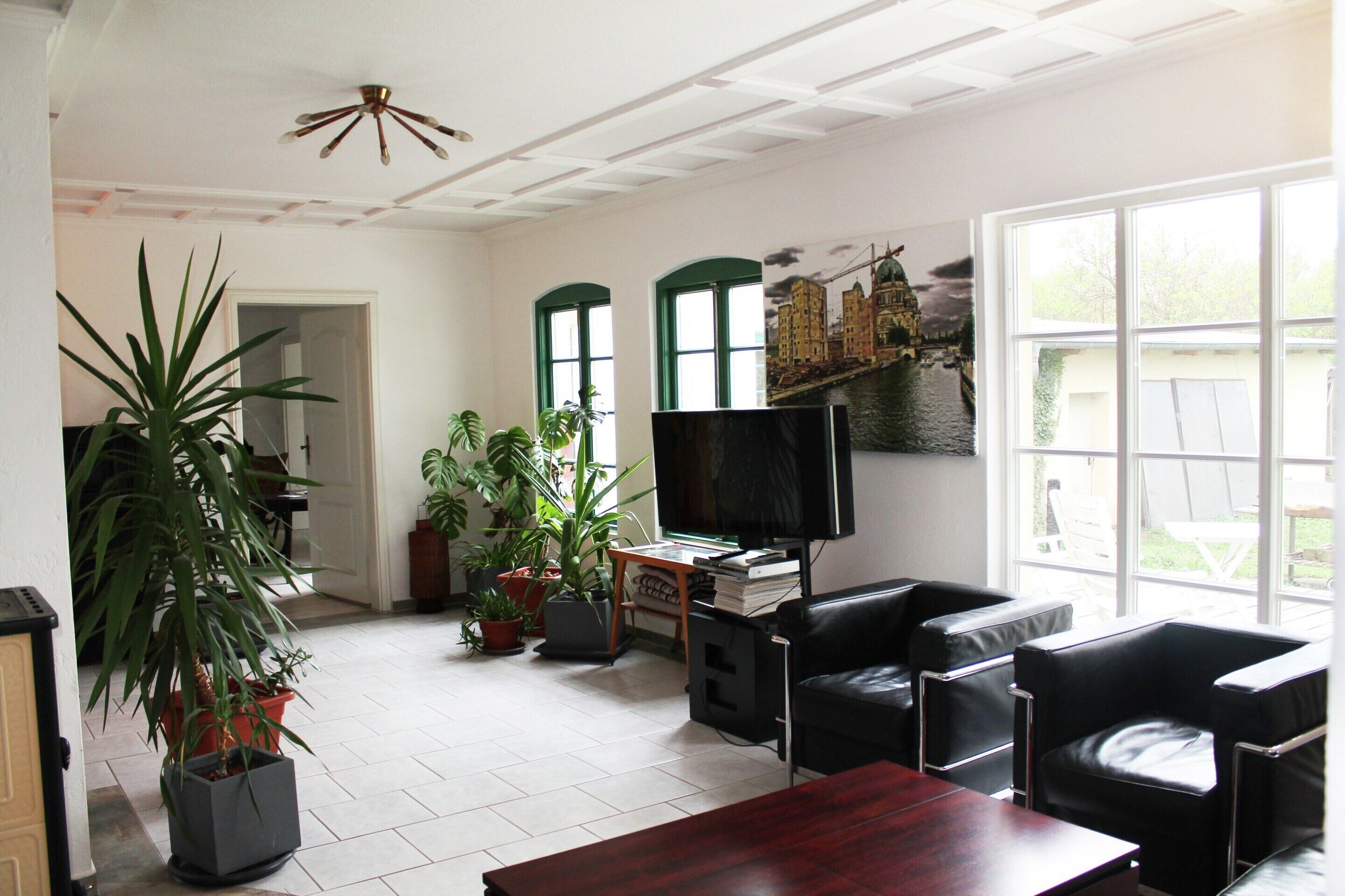 Classic Apartment, 2 Bedrooms | Living room