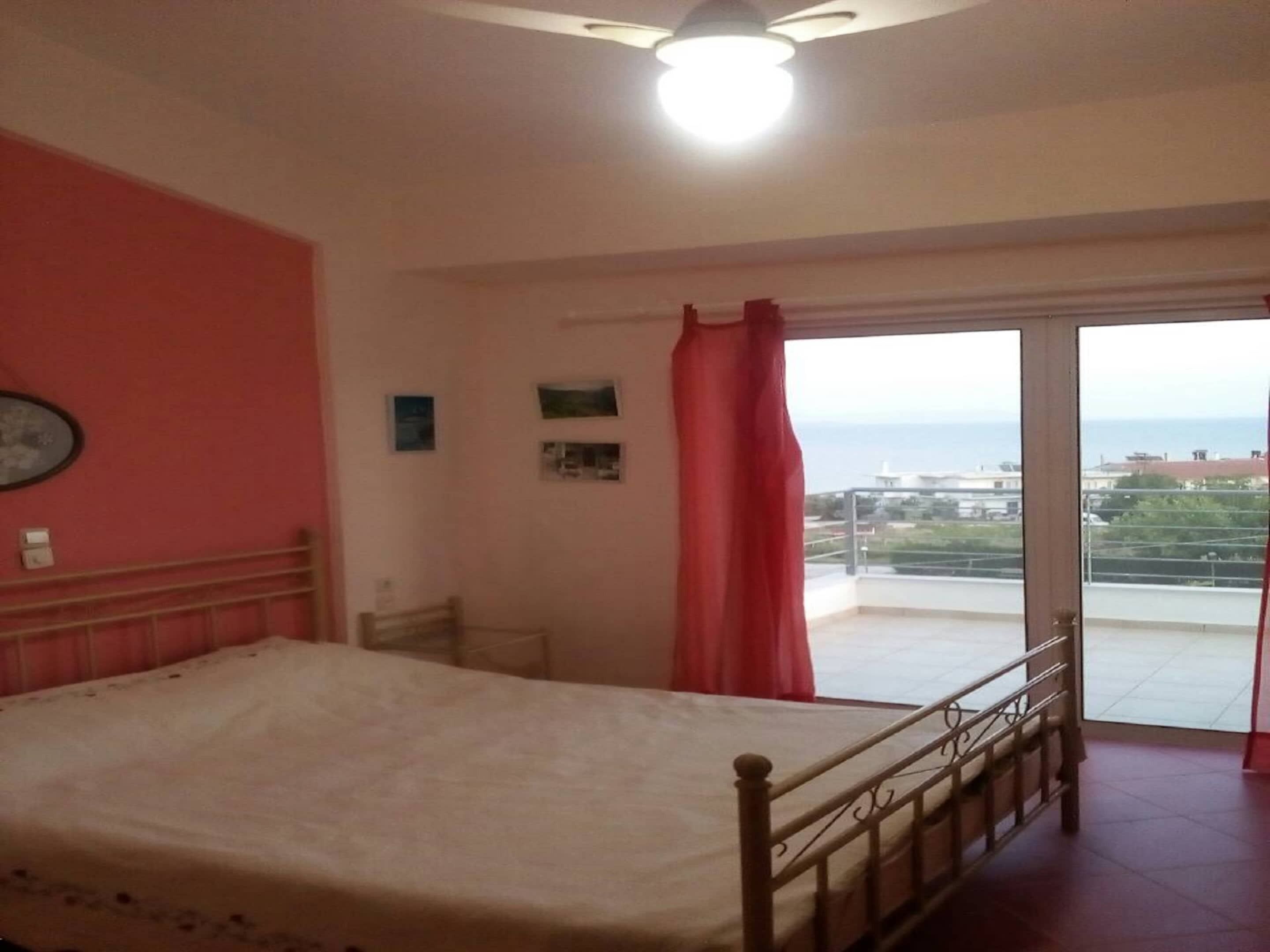 Classic House, 2 Bedrooms | 6 bedrooms, individually furnished, bed sheets