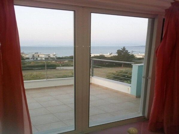 Classic House, 2 Bedrooms | Balcony