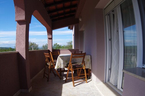 Spacious Apartment in Rakalj With Garden