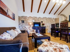 Classic-Haus, Mehrere Schlafzimmer | Wohnzimmer