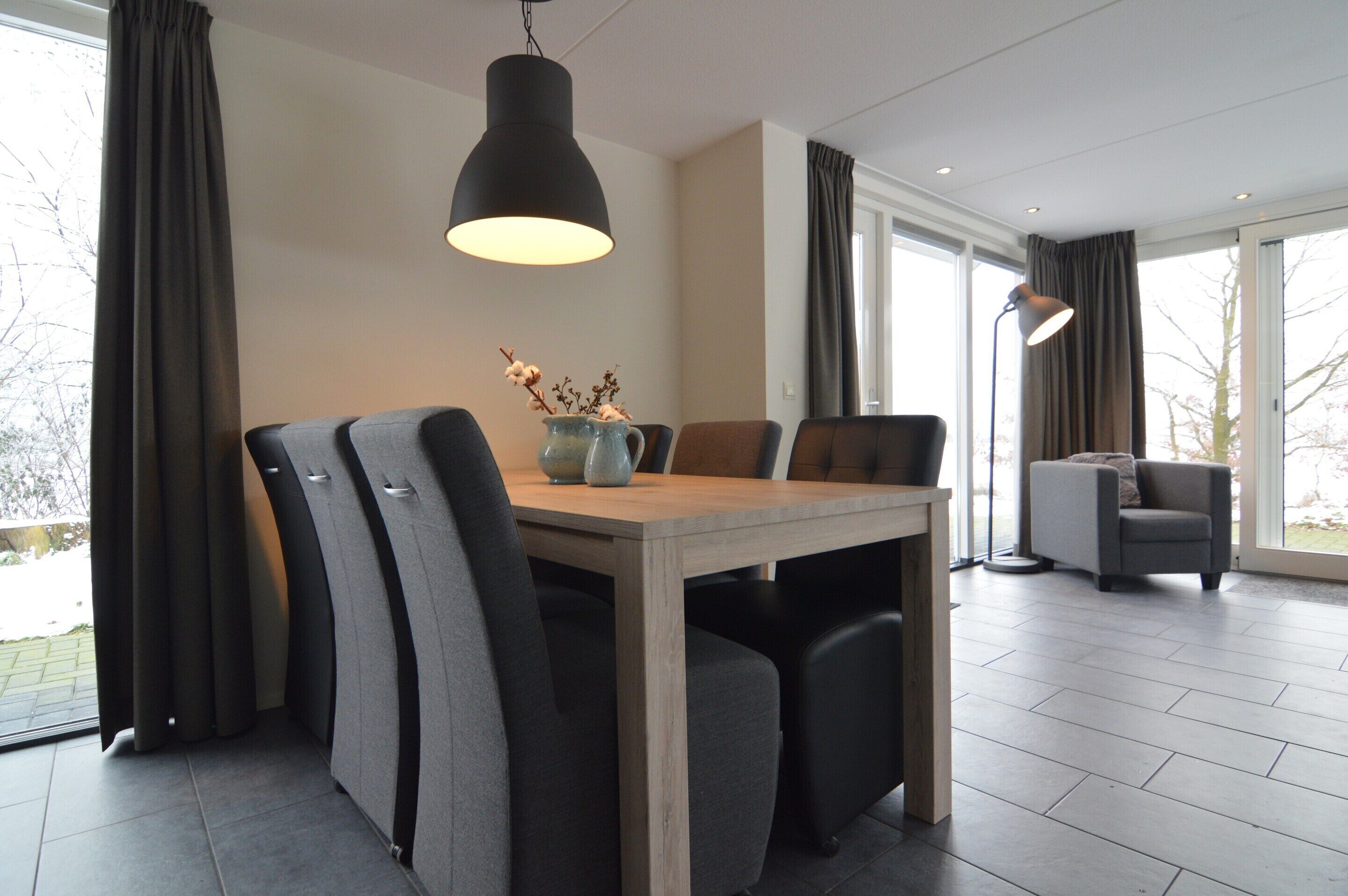 Classic House, 3 Bedrooms | Dining