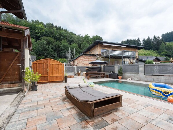 Indoor pool, outdoor pool - Modern Holiday Home in Pinsdorf With Garden (Pinsdorf)