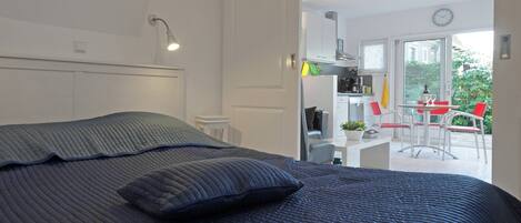 1 bedroom, individually furnished, bed sheets