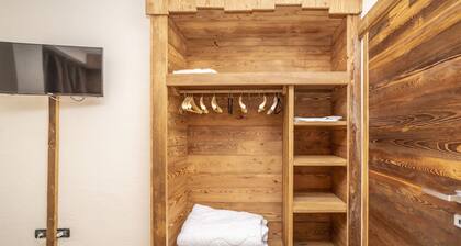 Snug Apartment in Sauze D'oulx With Fenced Garden