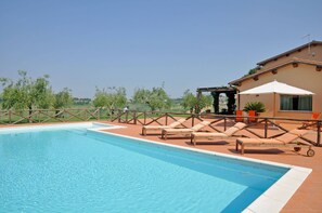 Pool - Attractive and Spacious Villa With Pool (Magliano Sabina)