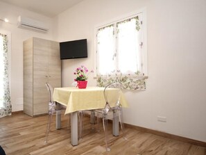 Rumah Comfort, 1 kamar tidur | Tempat makan