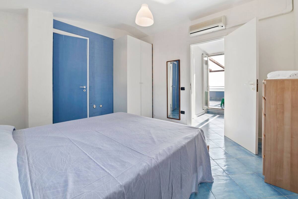 Luxury Apartment, 2 Bedrooms | 6 bilik tidur, cadar katil