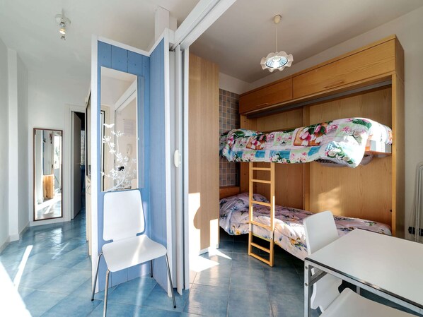 6 habitaciones y ropa de cama 