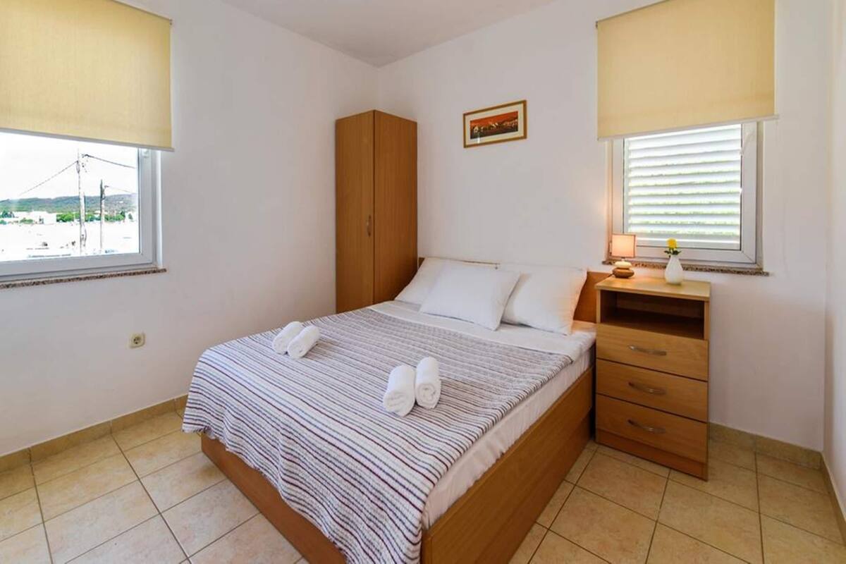 4 habitaciones y ropa de cama