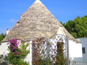 Classic Cottage, 1 Bedroom | Exterior - Cozy Cottage in Alberobello With Garden (Alberobello)