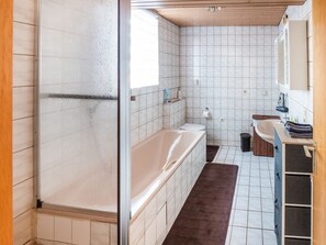 Bathroom - Holiday Home in Mahlberg in the Ortenau District (Mahlberg)