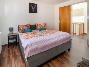 3 makuuhuonetta, vuodevaatteet