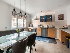 Classic House, 3 Bedrooms | Private kitchen | Fridge, oven, dishwasher, coffee/tea maker