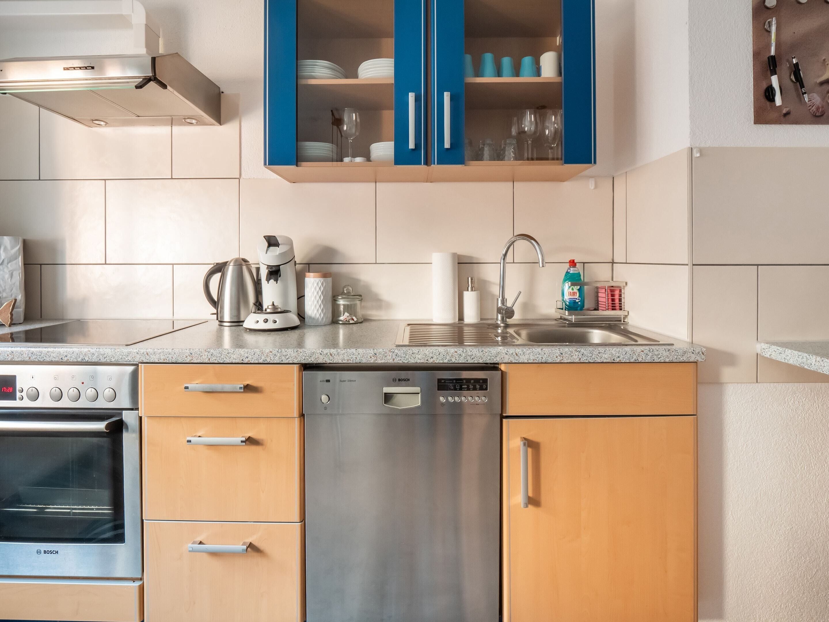 Classic House, 3 Bedrooms | Dapur peribadi | Peti sejuk, ketuhar, mesin basuh pinggan mangkuk, pembancuh kopi/teh 