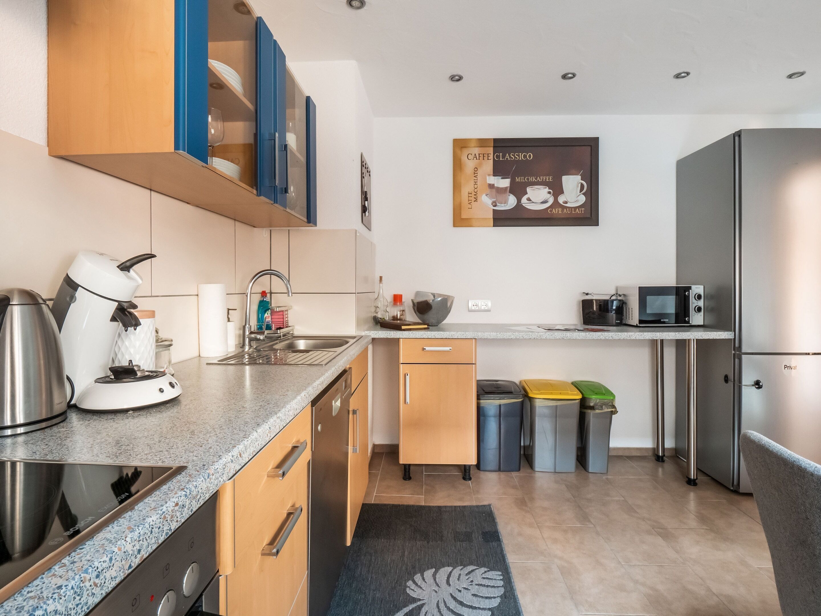 Fridge, oven, dishwasher, coffee/tea maker