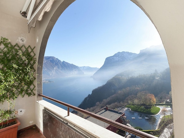 Appartement Classique, 3 chambres | Vue depuis l’hébergement