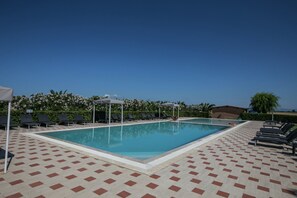 Classic House, 3 Bedrooms | Pool