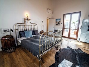 Căn hộ, quang cảnh thành phố | 2 phòng ngủ, truy cập Internet không dây miễn phí 