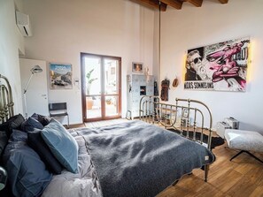 2 bedrooms, free WiFi - Solemar Sicilia- Palazzo Vetrano Centro storico (Palermo)