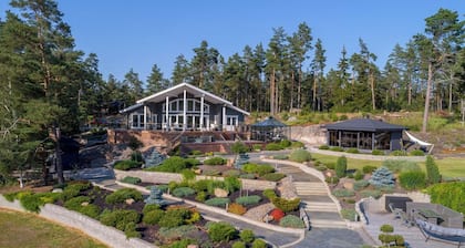 Luxury villa by the sea, Kustavi