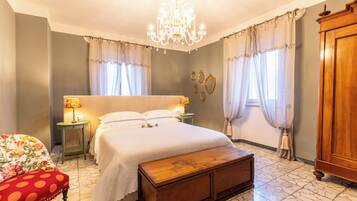 Superior-Doppel- oder -Zweibettzimmer, Bergblick | Zimmersafe, Babybetten, Reisekinderbett, kostenloses WLAN