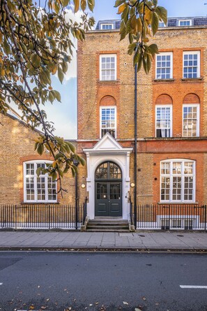 Majoituspaikan julkisivu