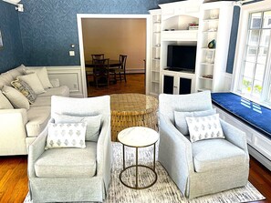 TV connectée, table de tennis de table