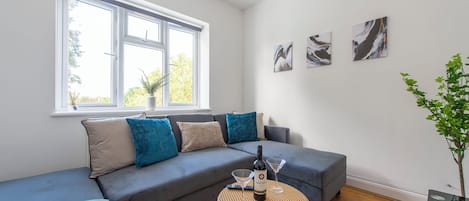 Apartment | Living area