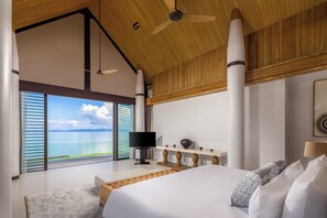 Premium bedding, in-room safe, desk, laptop workspace - Villa Amarasara (Pa Klok)