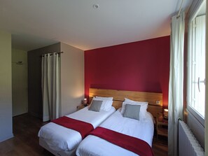 Classic-Zweibettzimmer | Kostenloses WLAN, Bettwäsche