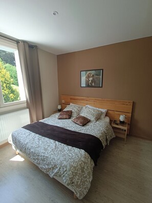 Doppelzimmer | Kostenloses WLAN, Bettwäsche