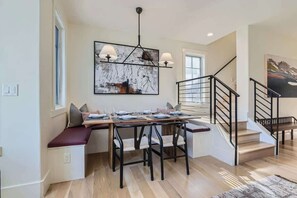 Dining - Ski-In Ski Out Luxury Retreat, Hot Tub & Fireplace in Park City's Gold Coast, Wa (Park City)