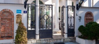 Red Clay SPA Apartments