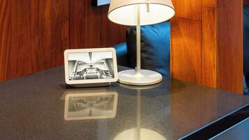 Luxury House, Courtyard View, Mezzanine | Interior