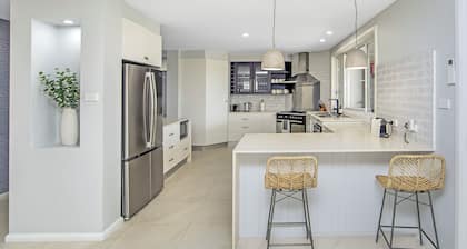 Shelly Beach Serenity
