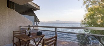 Seaside Serenity Suite in Loutra